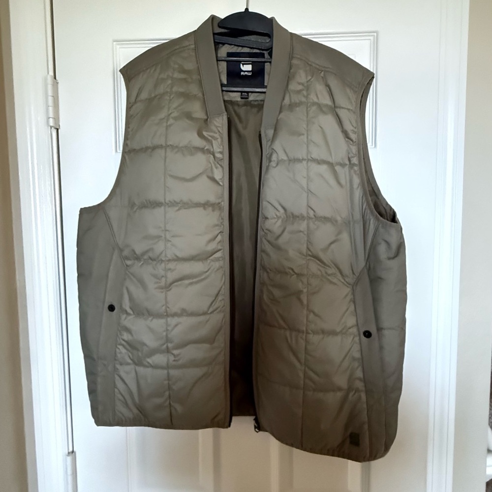 Men's Olive Quilted Vest